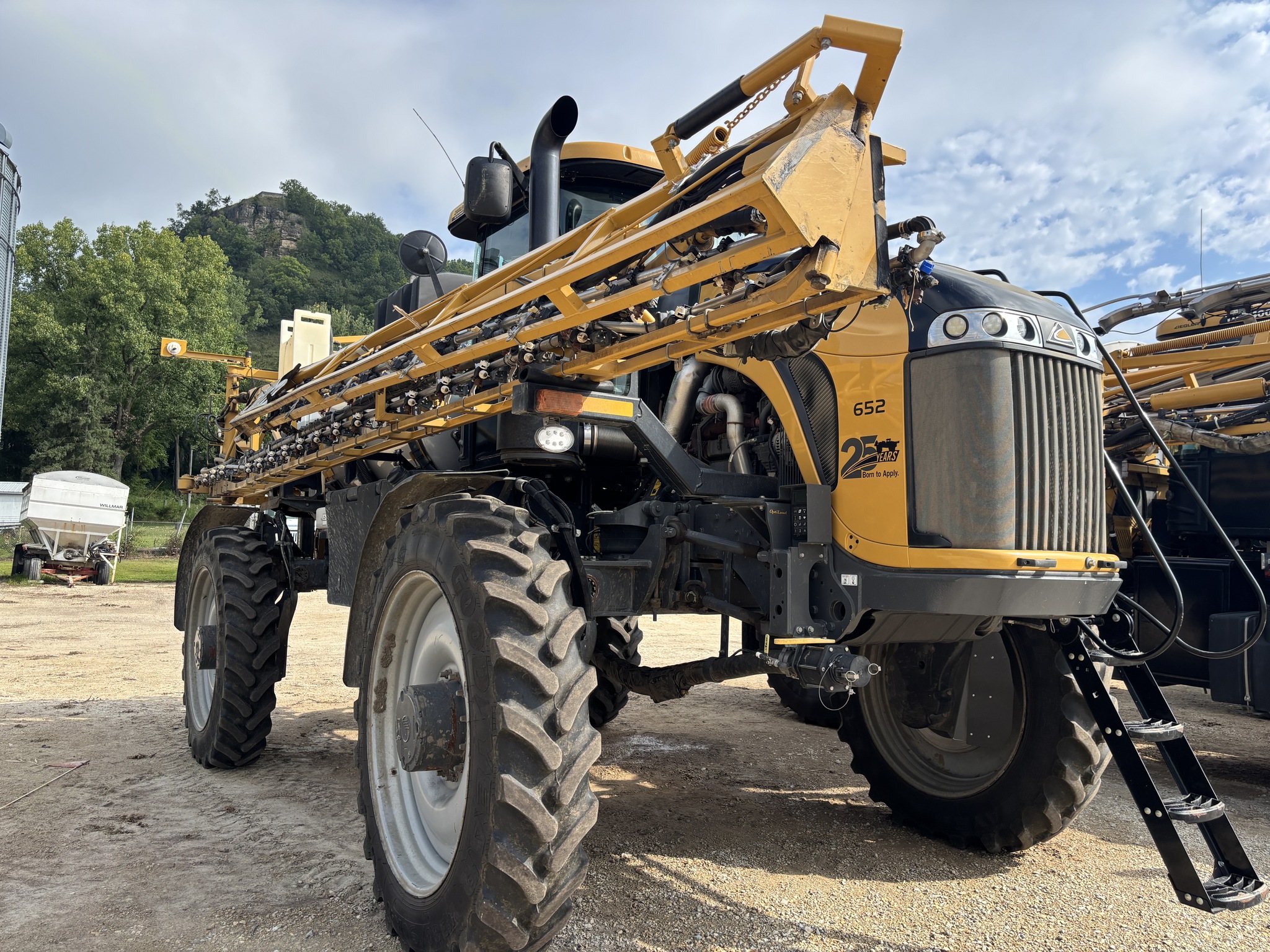 2018 Ag-Chem RG1100C Image 1