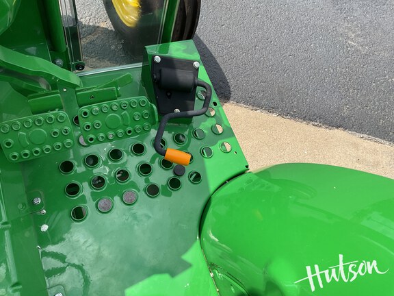 Photo of 2025 John Deere 5060E