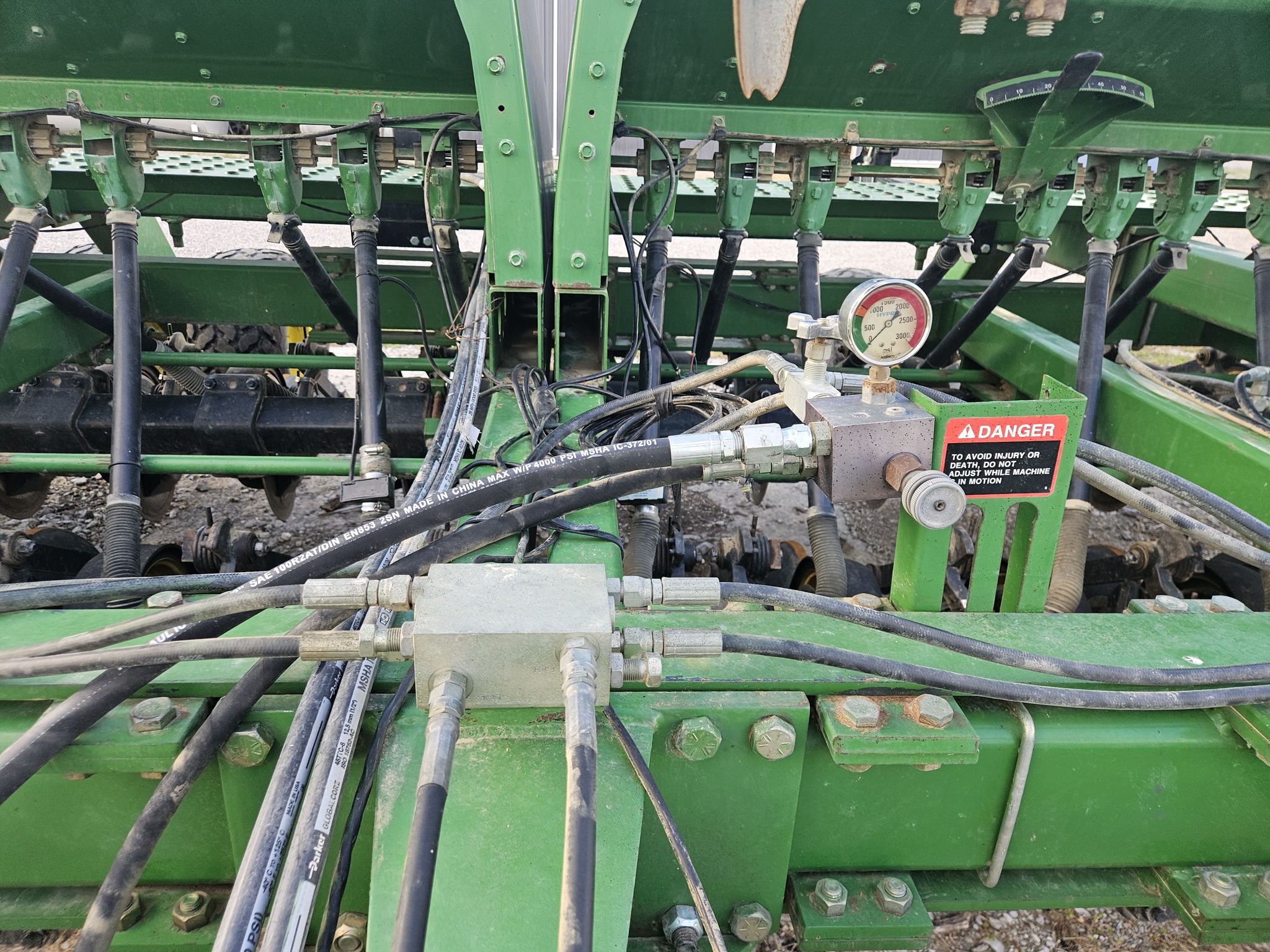 1997 John Deere 750 Image 12