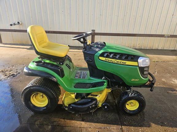 Photo of 2016 John Deere D130