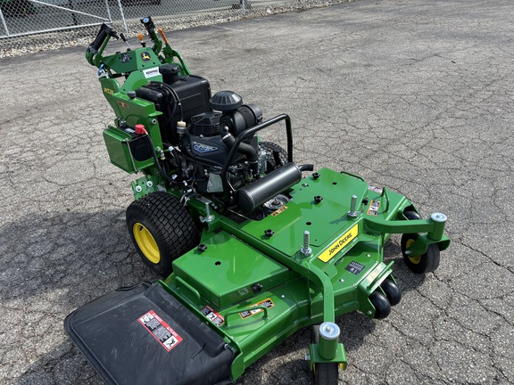 Used 2023 John Deere W52R Commercial Walk Behind Mowers at Koenig Equipment in Germantown, OH - Photo4