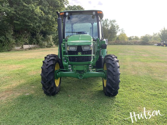Photo of 2024 John Deere 5060E
