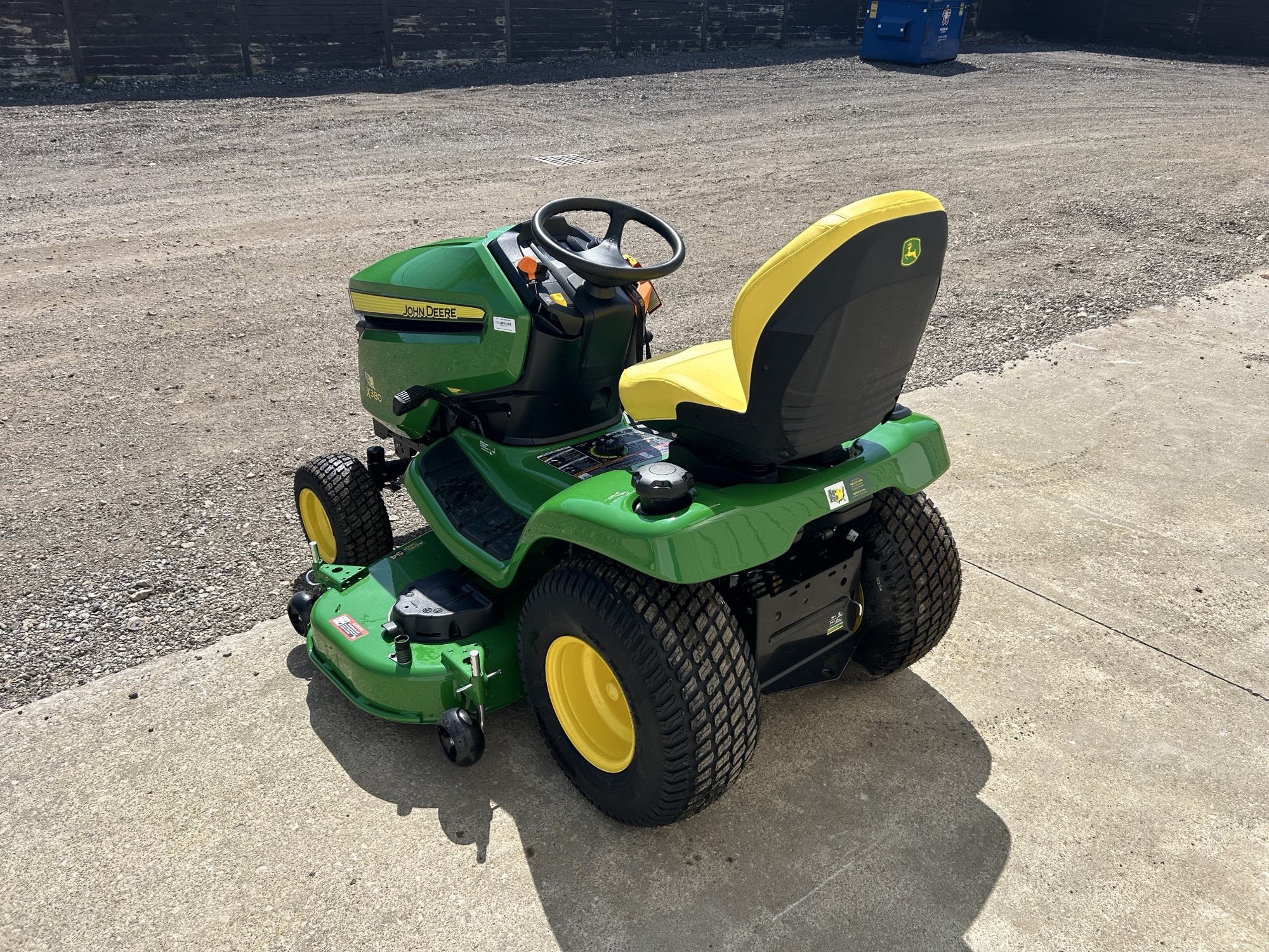 2025 John Deere X380 Image 4