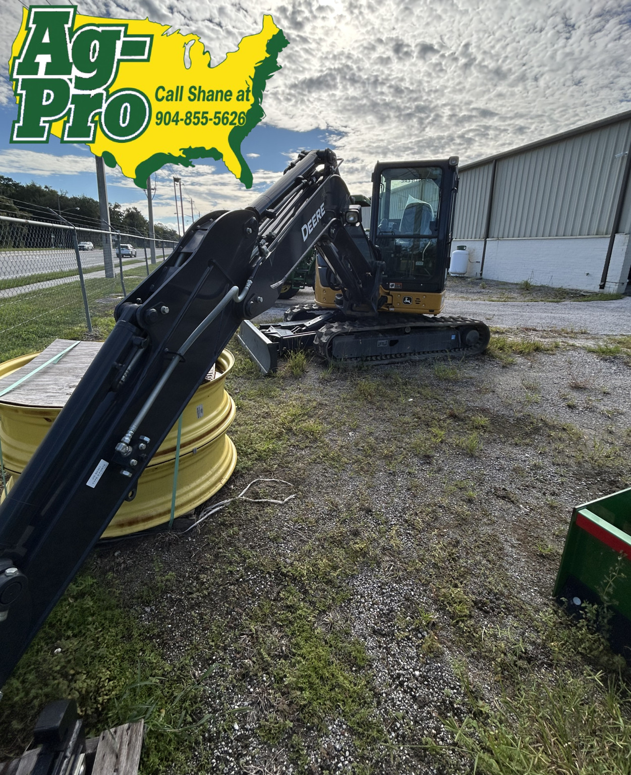 2025 John Deere 60 P Image 5
