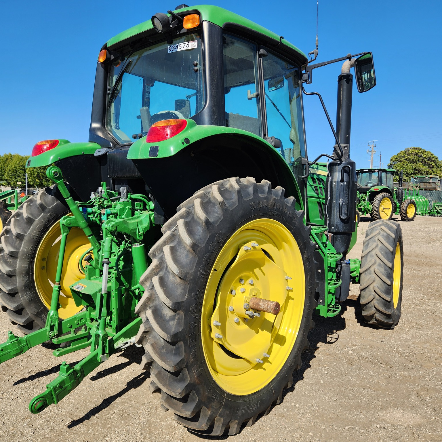 2019 John Deere 6130M Image 5