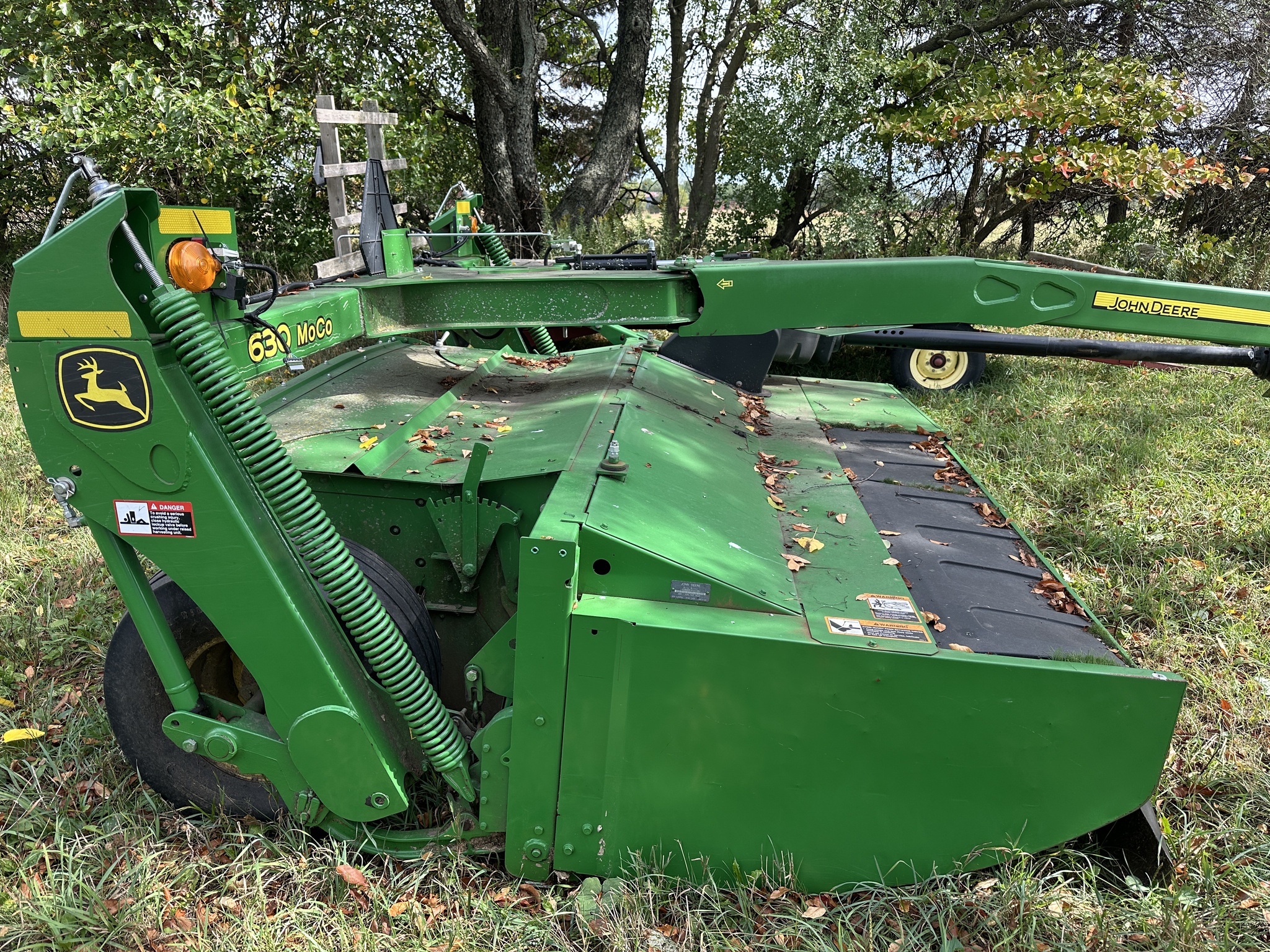 2015 John Deere 630 Image 2