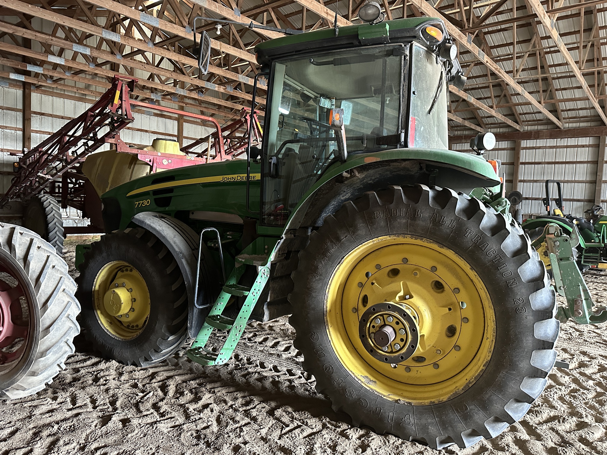 2010 John Deere 7730 Image 2