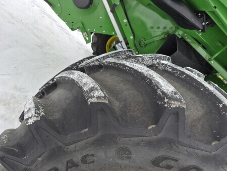 Used 2018 John Deere S780 Combines at Horizon Ag & Turf in St. Paul, AB - Photo17