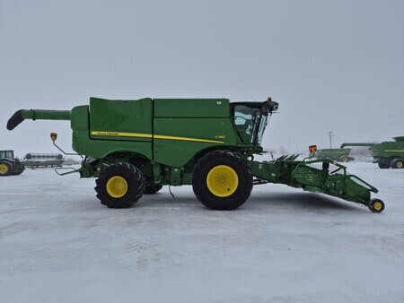 Used 2018 John Deere S780 Combines at Horizon Ag & Turf in St. Paul, AB - Photo7