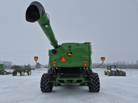 Used 2018 John Deere S780 Combines at Horizon Ag & Turf in St. Paul, AB - Photo11