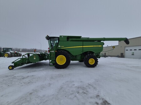 Used 2018 John Deere S780 Combines at Horizon Ag & Turf in St. Paul, AB - Photo12