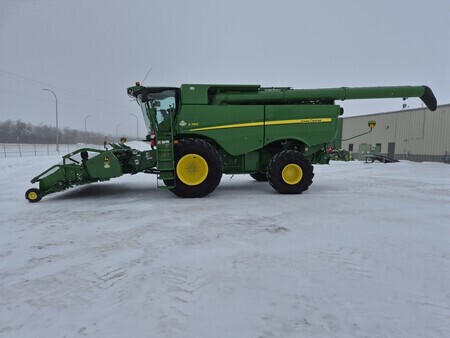 Used 2018 John Deere S780 Combines at Horizon Ag & Turf in St. Paul, AB - Photo13
