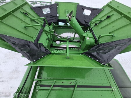 Used 2018 John Deere S780 Combines at Horizon Ag & Turf in St. Paul, AB - Photo29