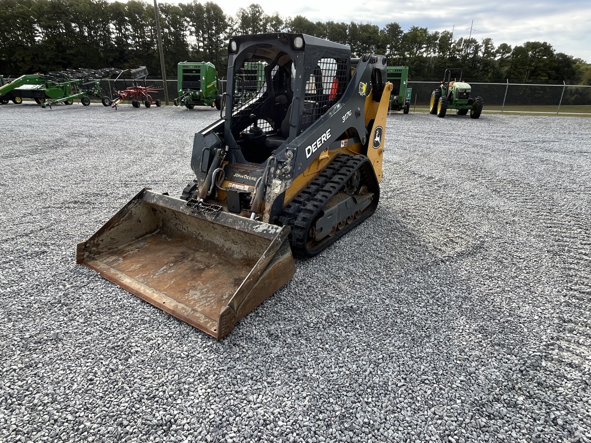 2023 John Deere 317G Image 2
