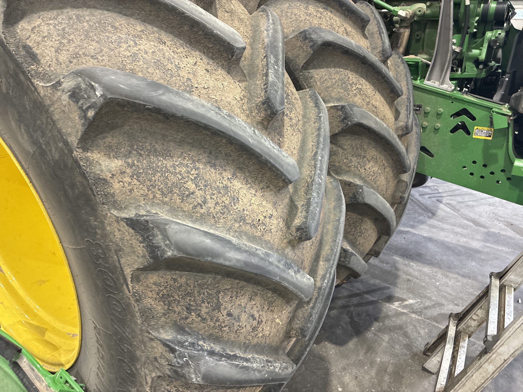 2022 John Deere 9R 640 Image 7