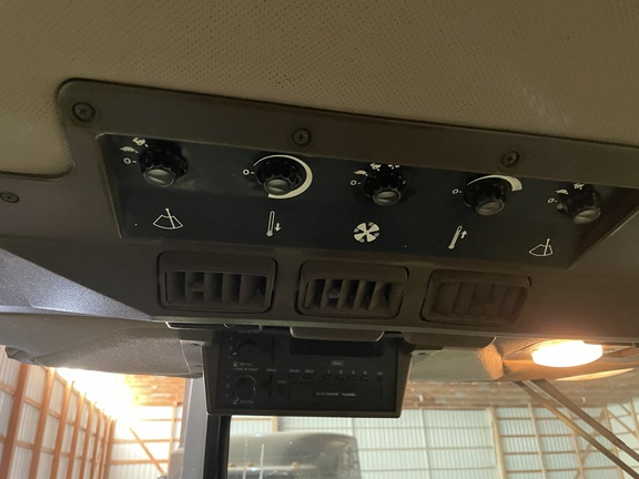 1990 John Deere 4555 - Photo17