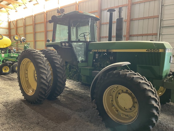  John Deere 4555