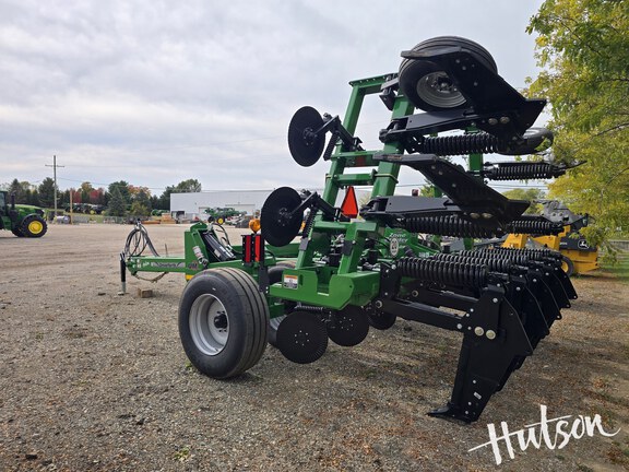 Photo of 2024 Unverferth 122-9 SHANK / CADDY