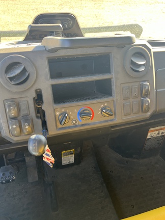 2022 John Deere XUV 835M (9th thumbnail)