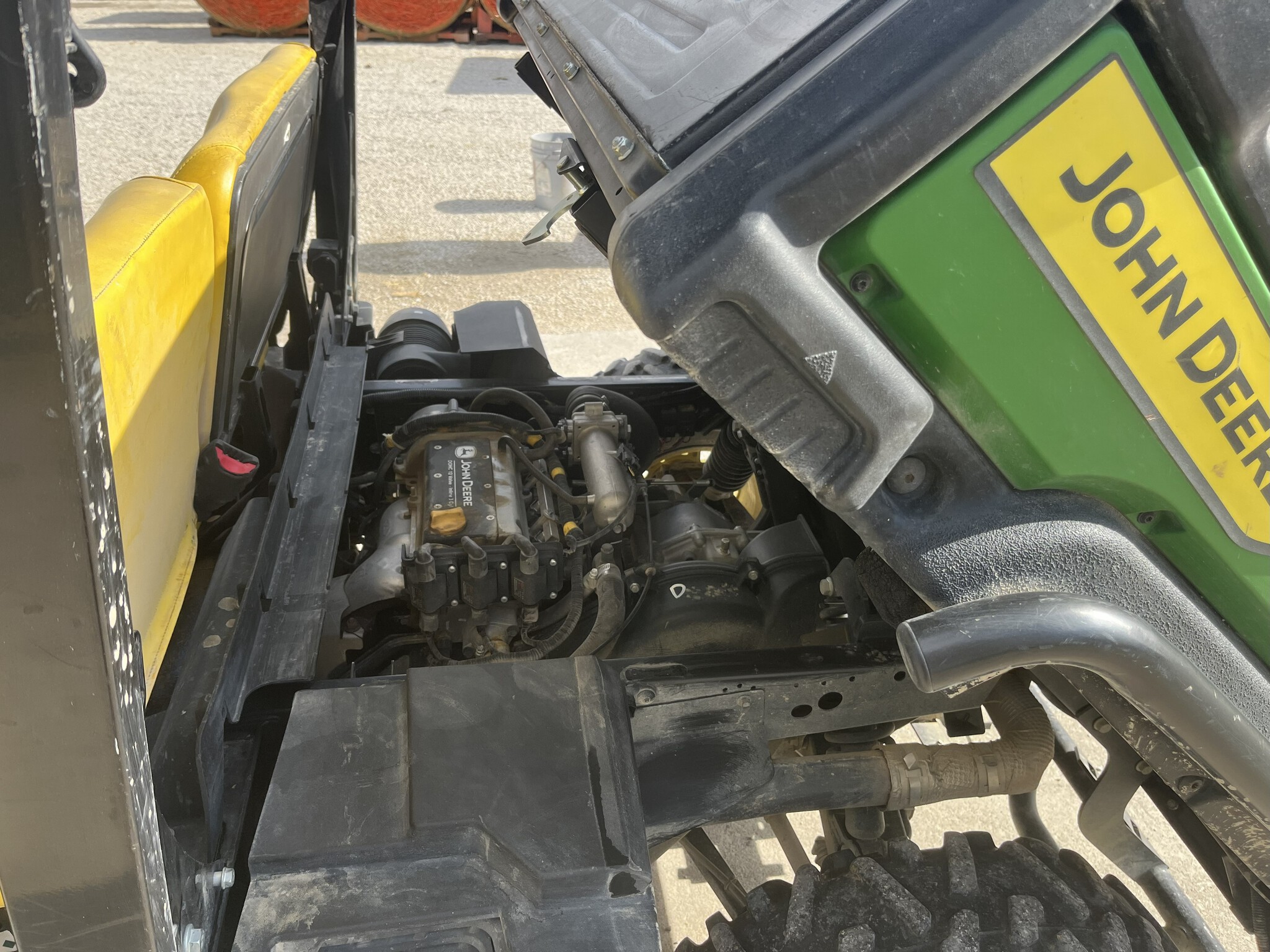 2021 John Deere XUV 835M Image 4