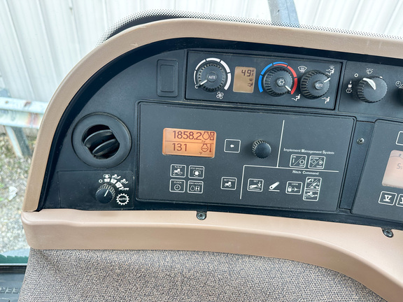 2008 John-Deere 8130