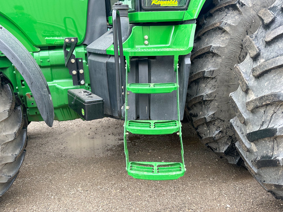 2008 John-Deere 8130