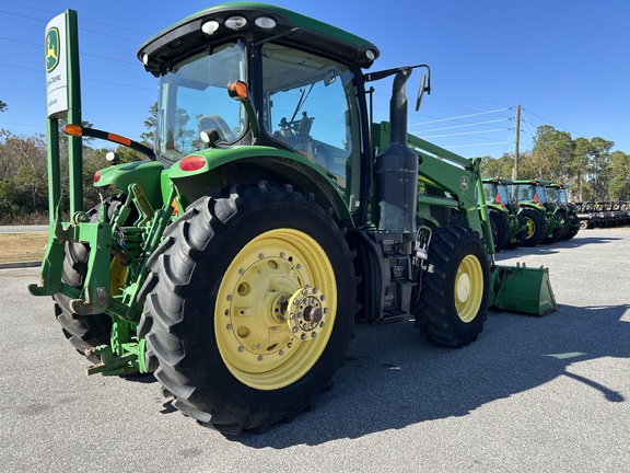 2014 John Deere 7210R Photo 3