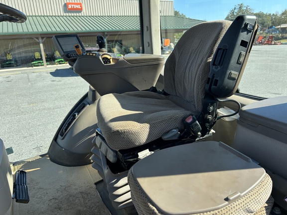 2014 John Deere 7210R Photo 6