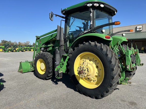 2014 John Deere 7210R Photo 5