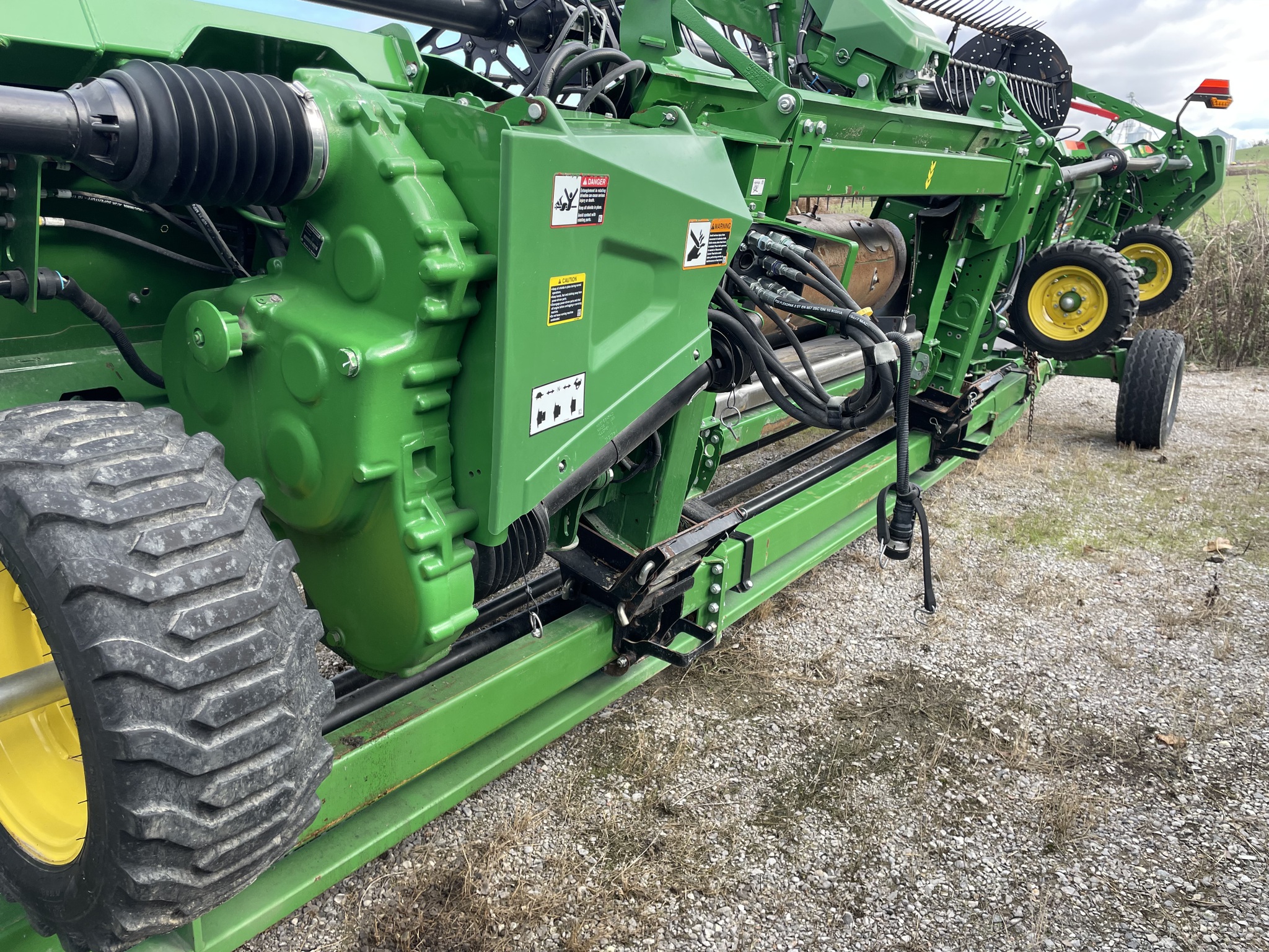 2021 John Deere HD40R Image 3