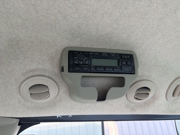 2019 John Deere 4052R - Photo9