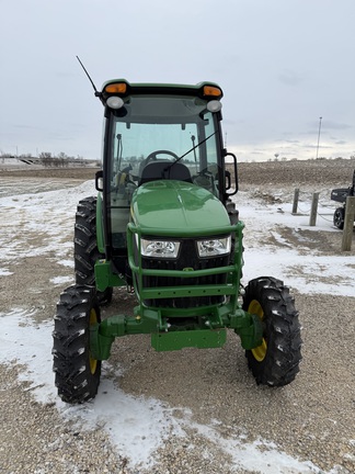 2019 John Deere 4052R - Photo3