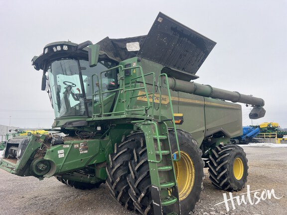 Photo of 2025 John Deere S7 800