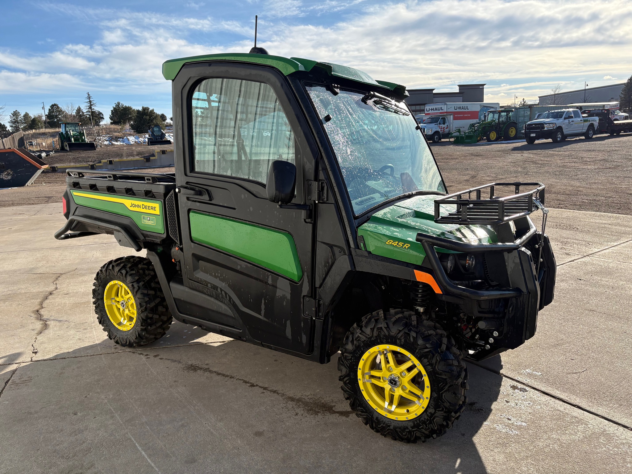 2025 John Deere 845R Image 18