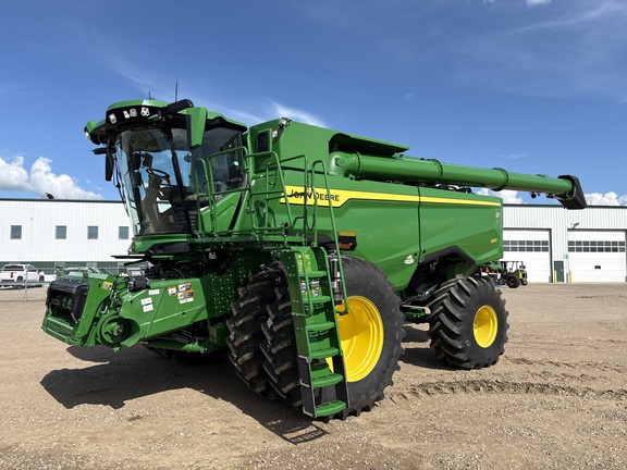  John Deere S7 900
