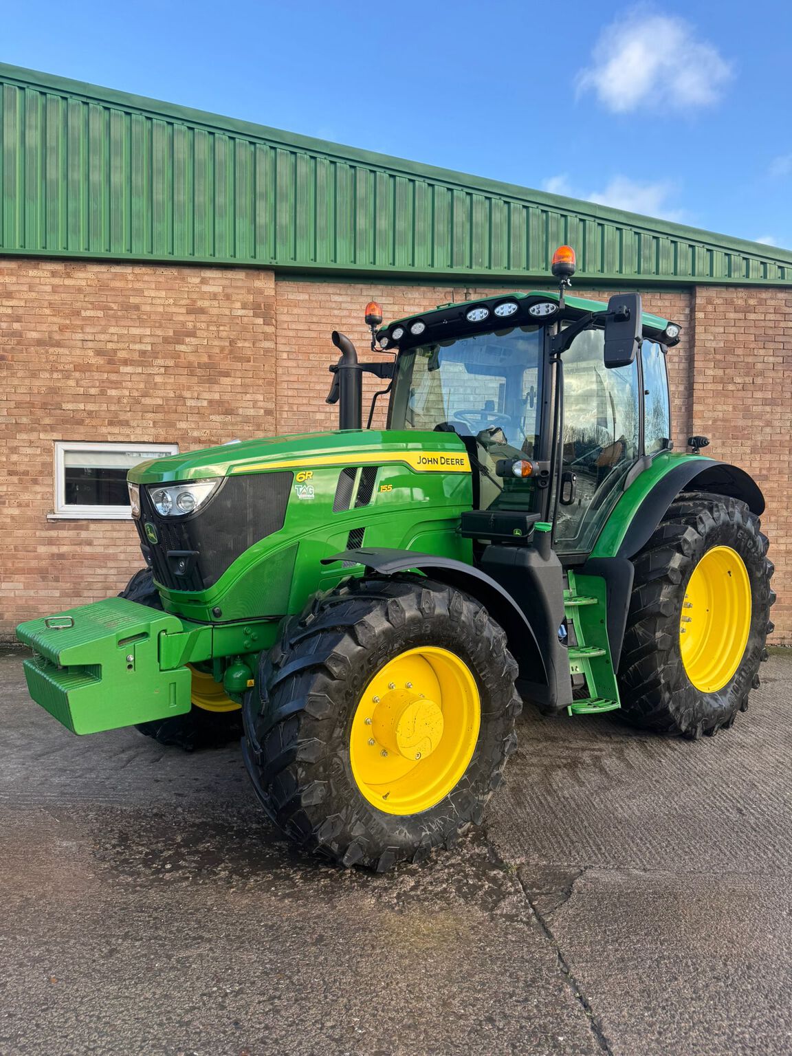 2023 John Deere 6R 155