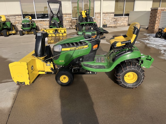 2016 John Deere D125 - Photo8