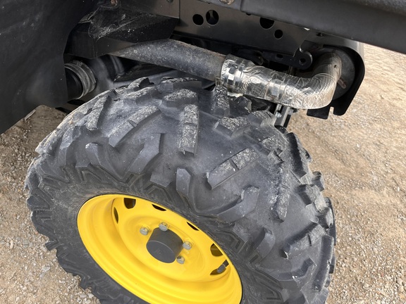 2019 John Deere XUV 835M - Photo16