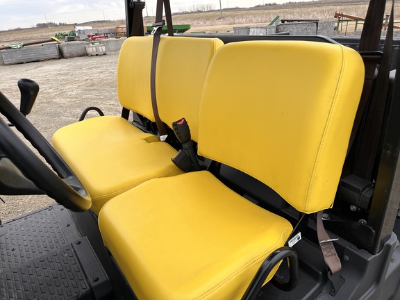2019 John Deere XUV 835M - Photo23