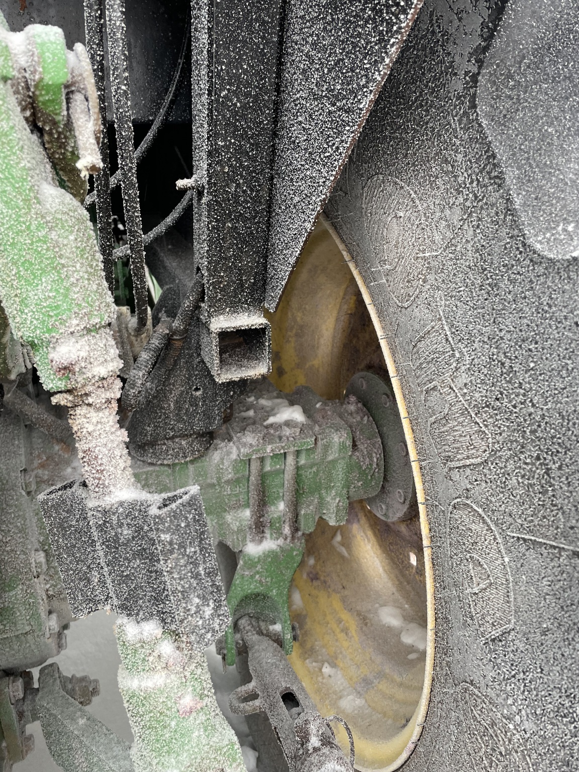 2019 John Deere 5090E Image 3