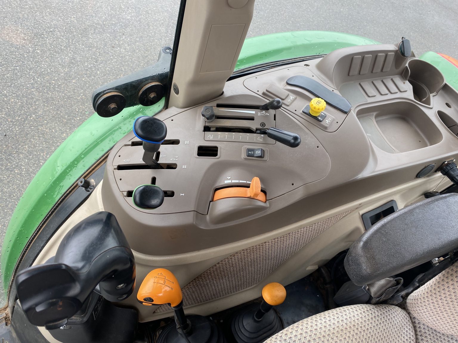 2019 John Deere 5090E Image 12