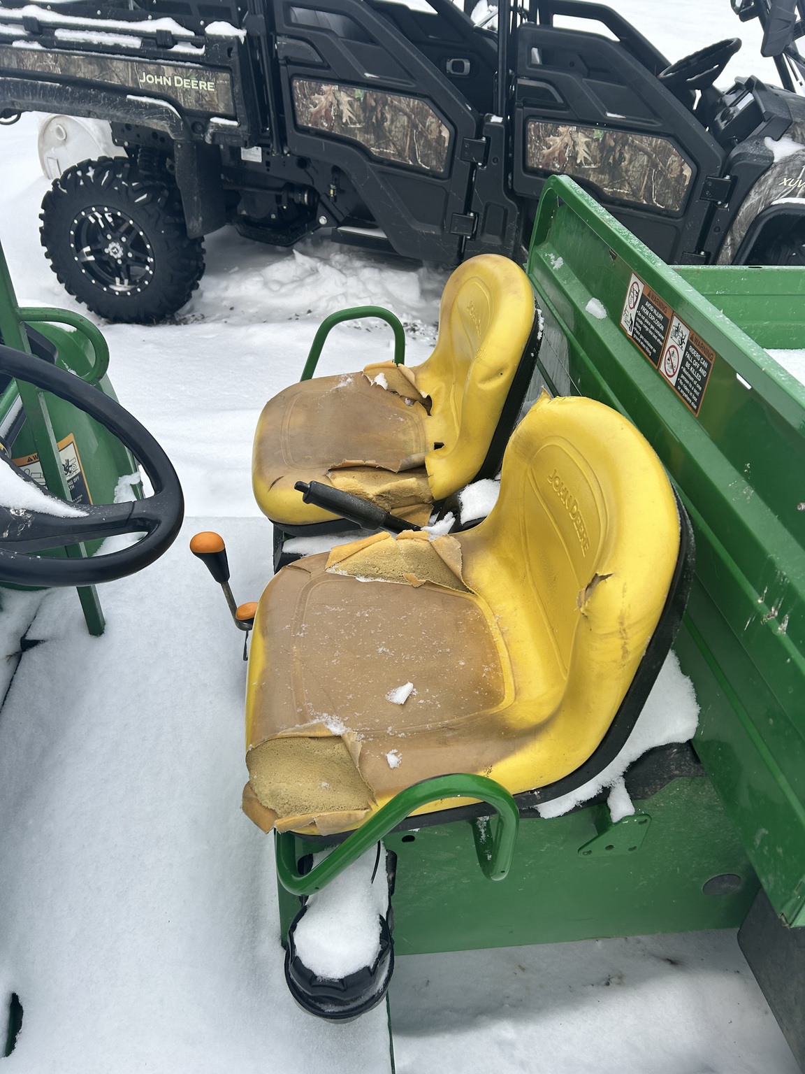 2013 John Deere TS 4X2 Image 8