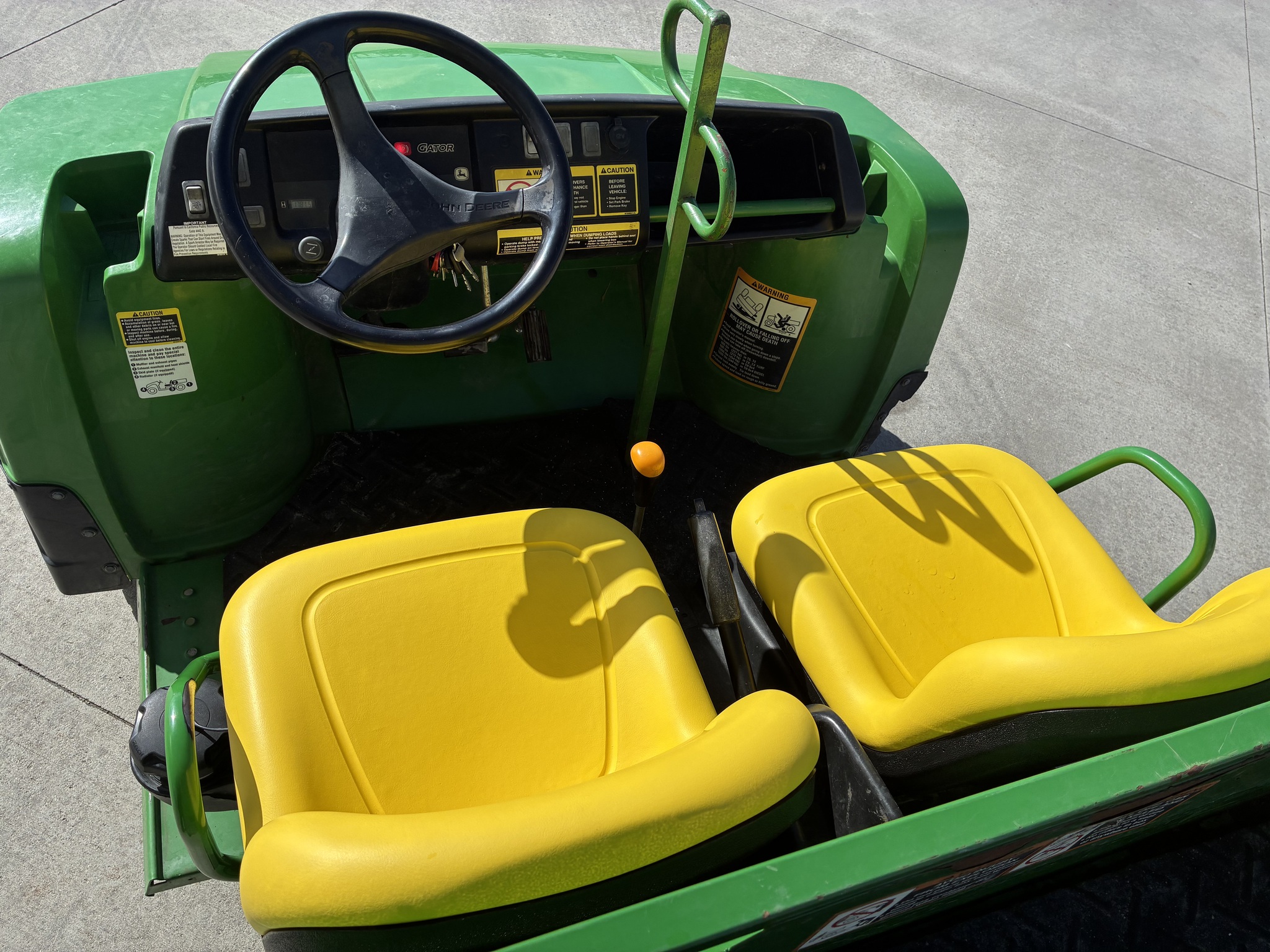 2013 John Deere TS 4X2 Image 9