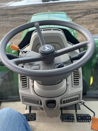 2024 John Deere 6R 145 (19th thumbnail)