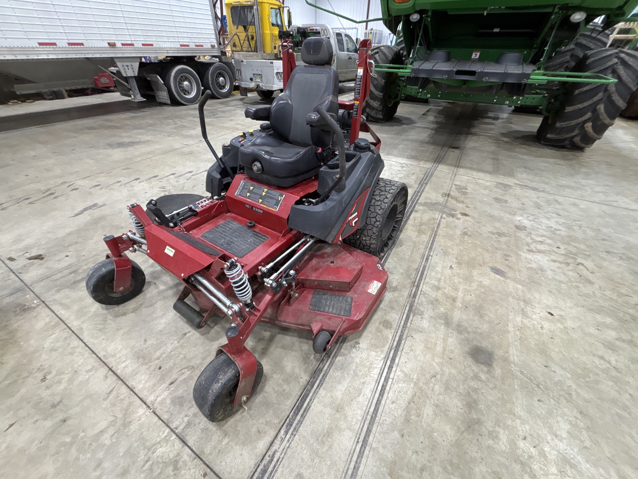 Used 2022 Ferris ISX3300 38 Zero Turn Mowers at Koenig Equipment in Greenville, OH - PhotoXL6