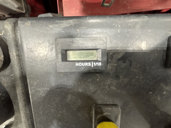 Used 2022 Ferris ISX3300 38 Zero Turn Mowers at Koenig Equipment in Greenville, OH - Photo15