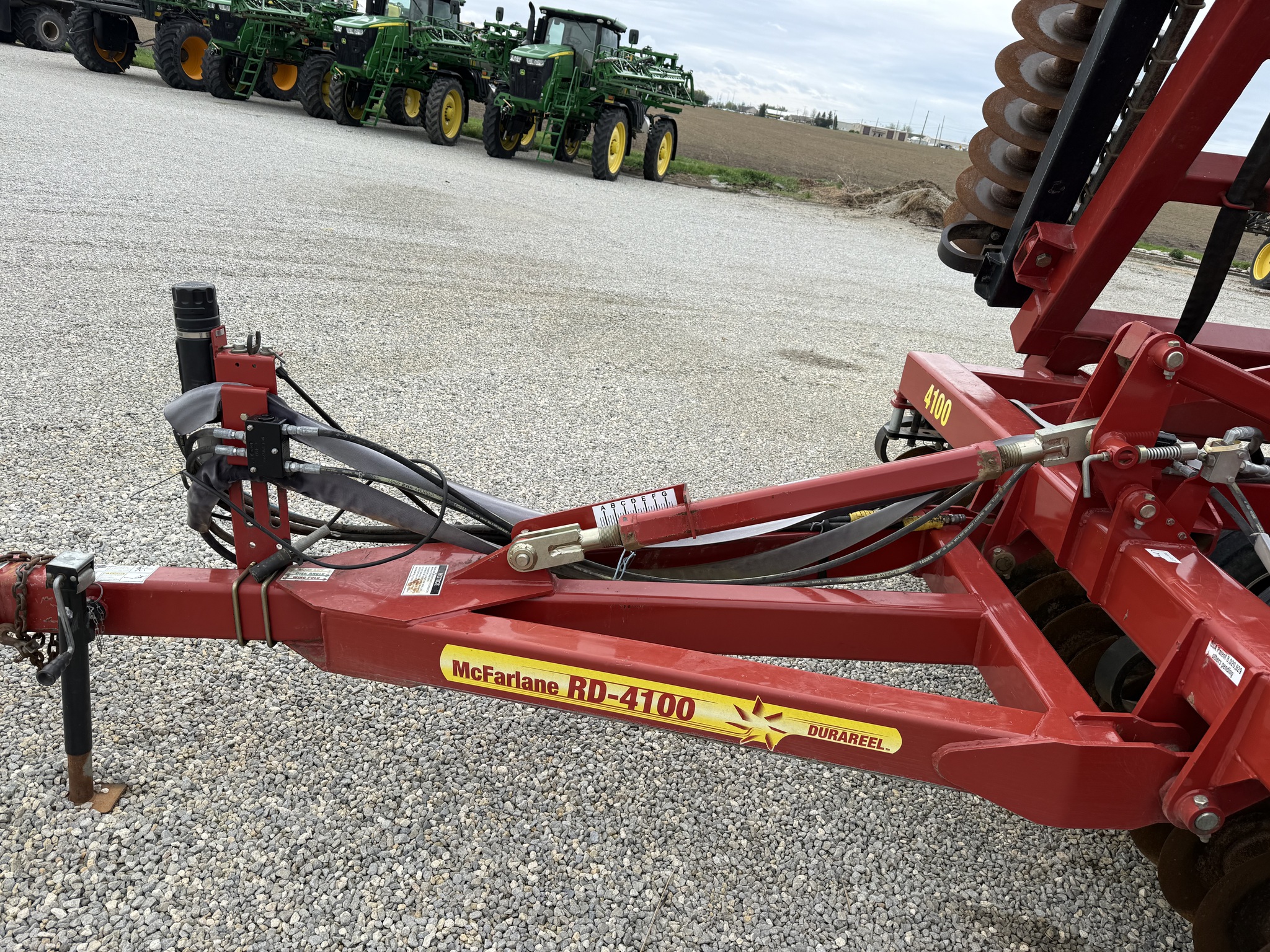 2014 McFarlane RD-4125 Image 21