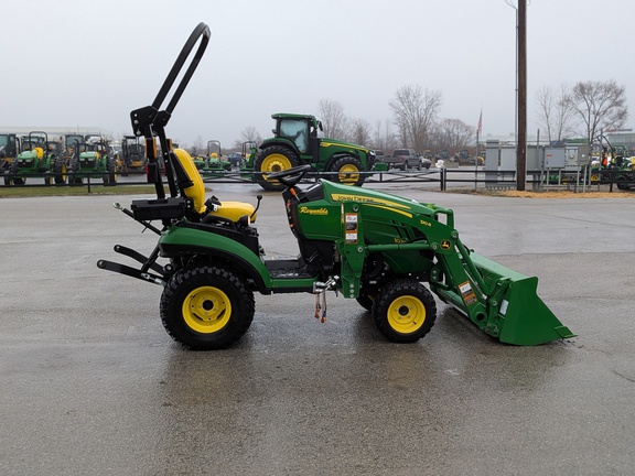 2022 John-Deere 1025R