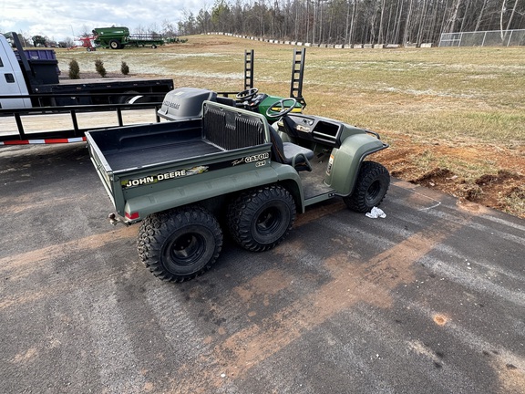 2000 John Deere 6X4