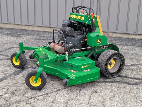 2023 John-Deere 661R